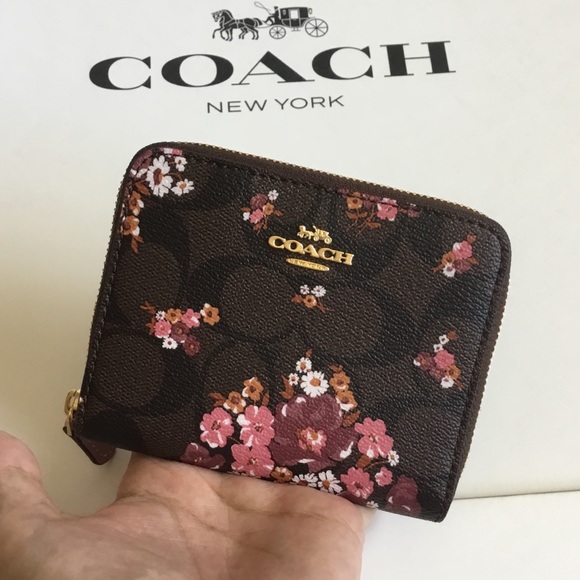 🌻Coach Small Zip Around Wallet NWT. - Picture 8 of 8